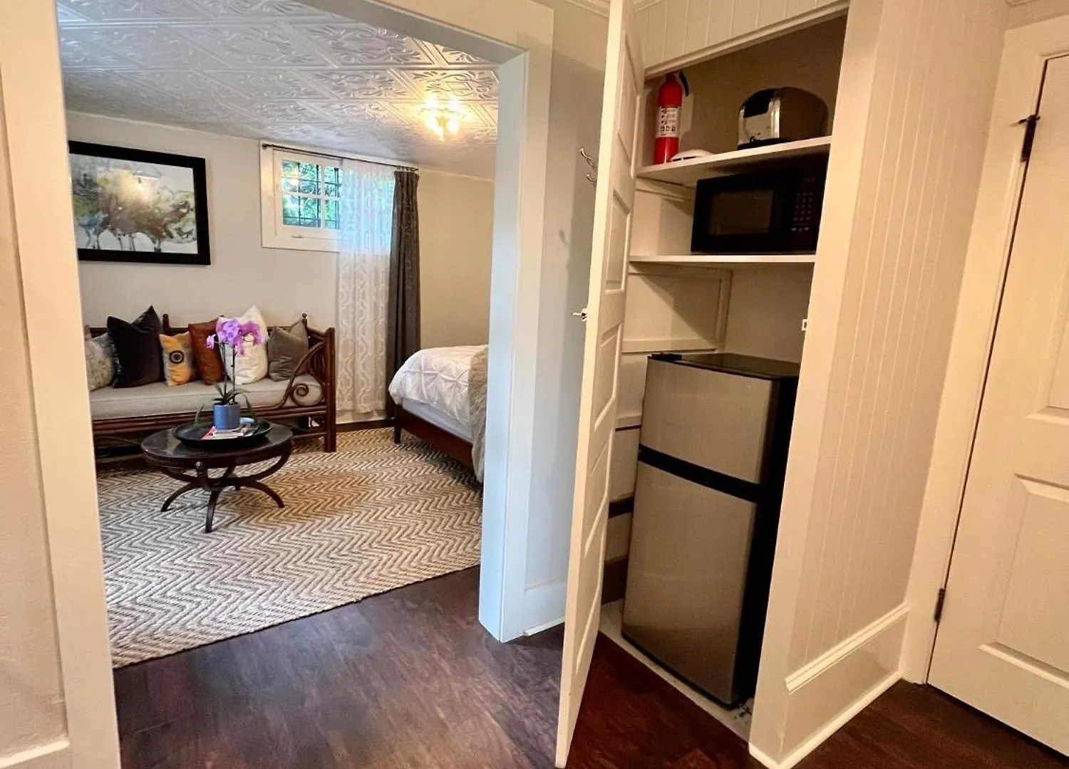 Dougan Suites Portland Apartment