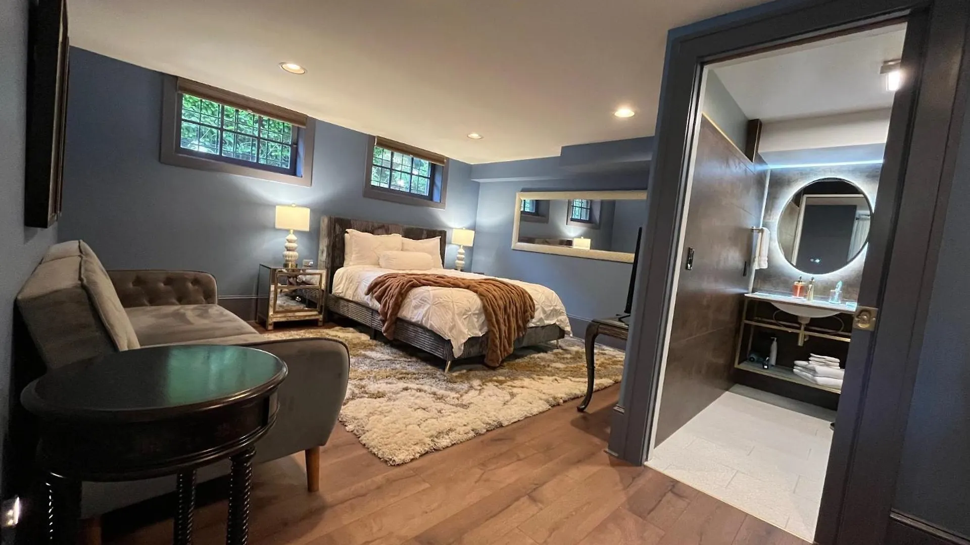 Dougan Suites Portland